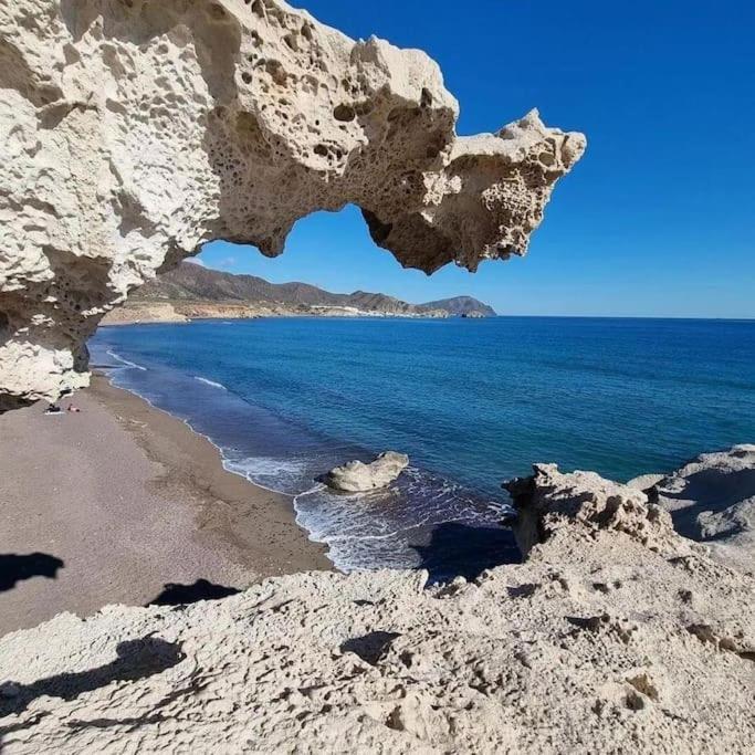 Apartamento Los Escullos Acantilado Альмерия Экстерьер фото